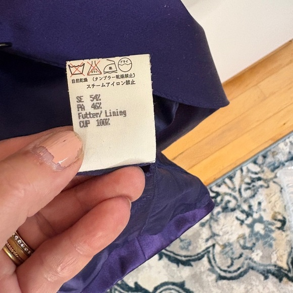Vintage Rena Lange Deep Purple Silk Jacket. Like new - Picture 9 of 11